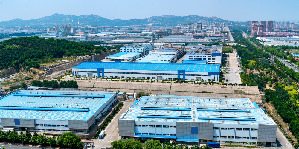 Aerial view of warehouses representing Sinford’s logistics consulting and warehouse management solutions